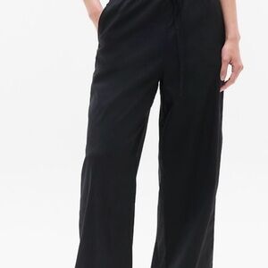 NWT Athleta Mid Rise Wide Leg Pant